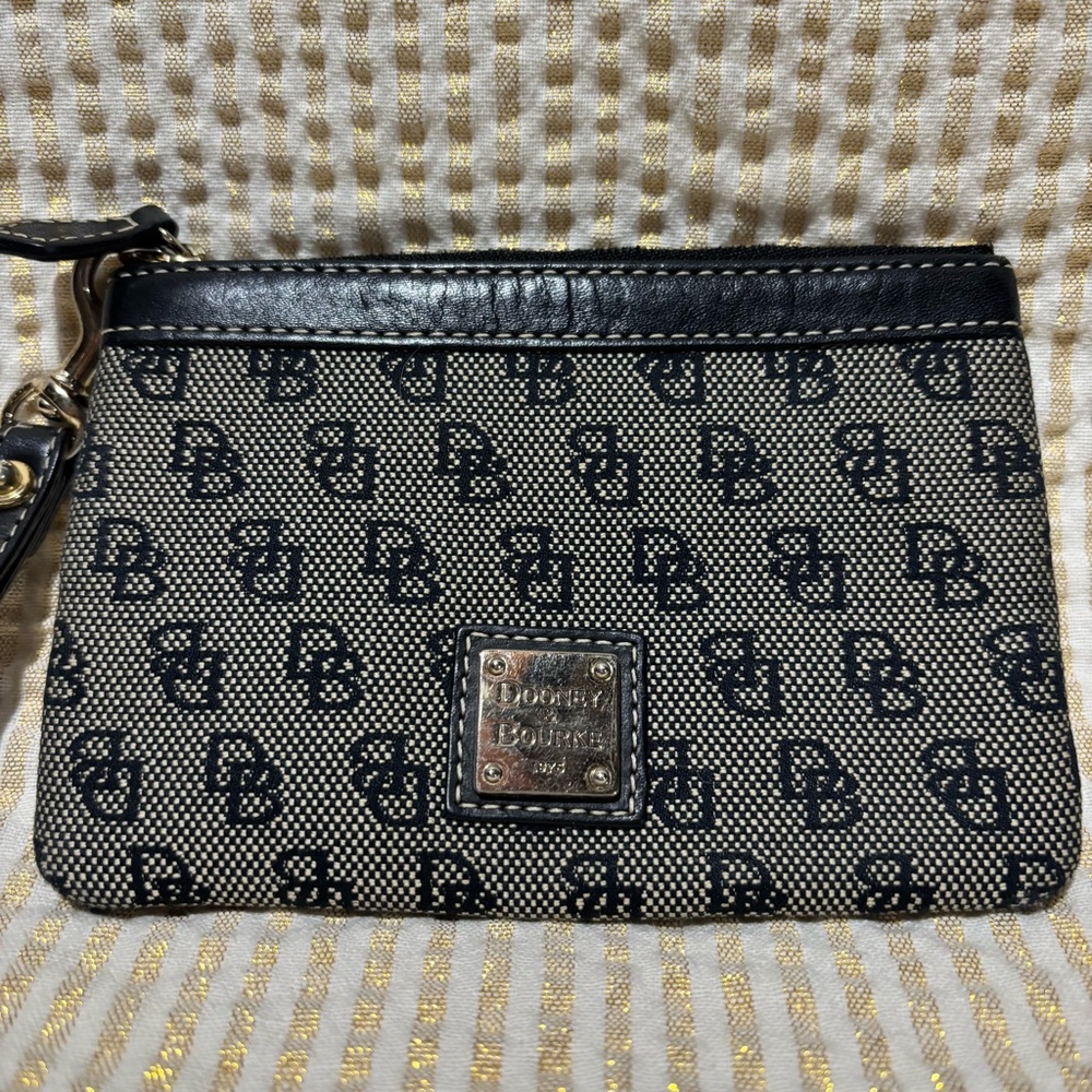 Dooney & Bourke Black Wristlet - Picture 2 of 3